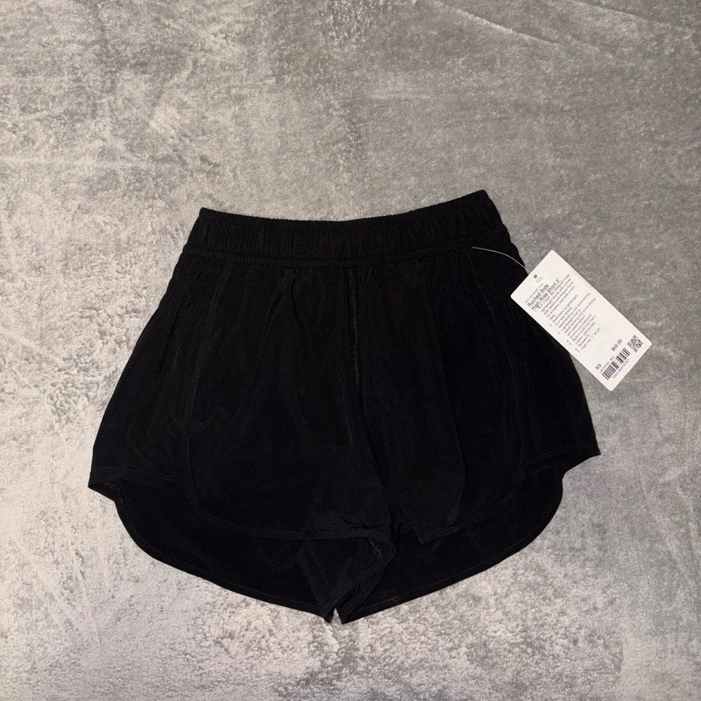NWT lululemon athletica black ruched-side high-rise short 3” length size xsmall - Picture 1 of 4